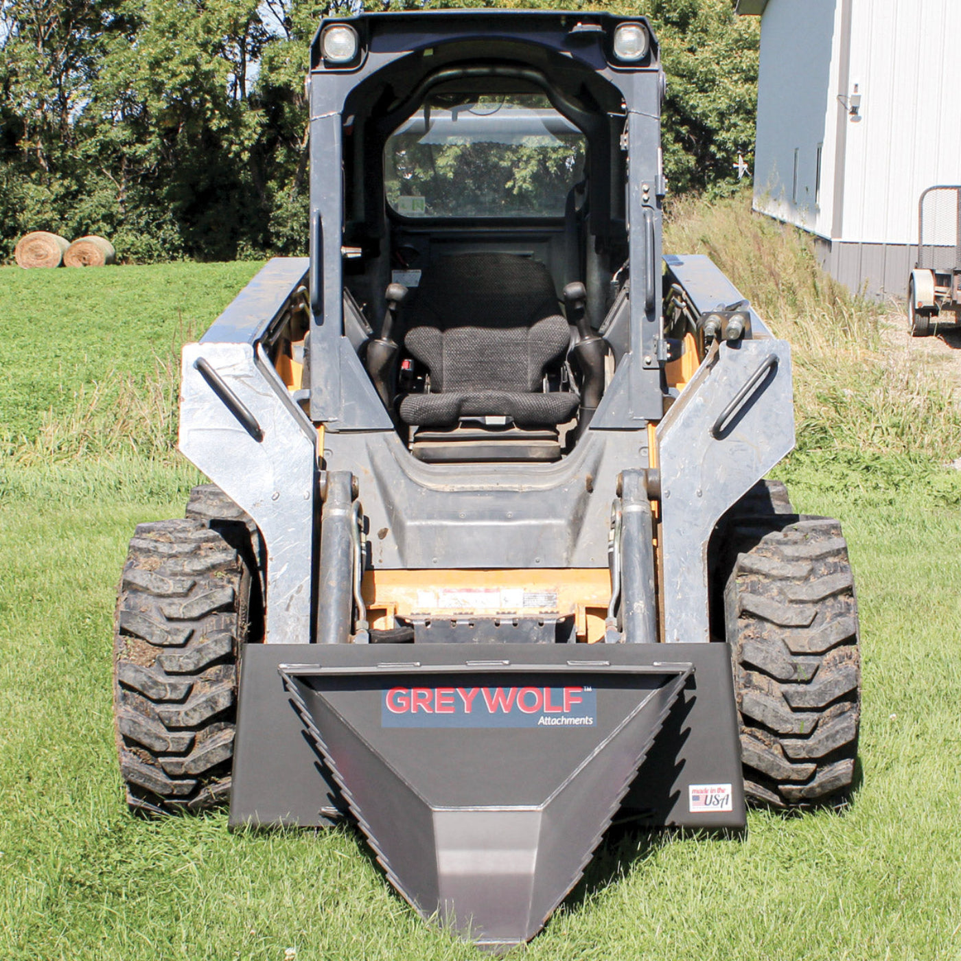 Grey Wolf Skid Steer Stump Bucket  - (1062)