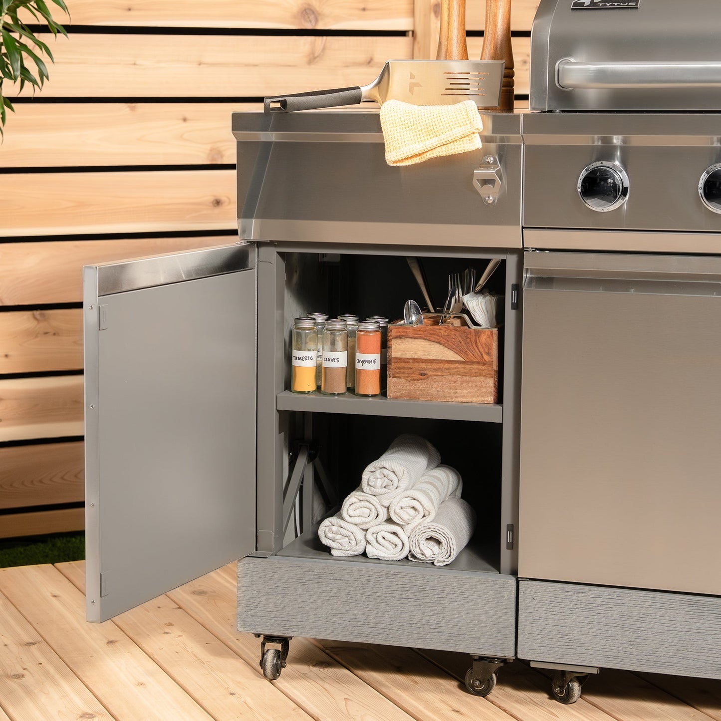 TYTUS Fresno 5-Burner LP/NG Convertible Grill in Stainless Steel + Carbon Wood - TDT-021-0705