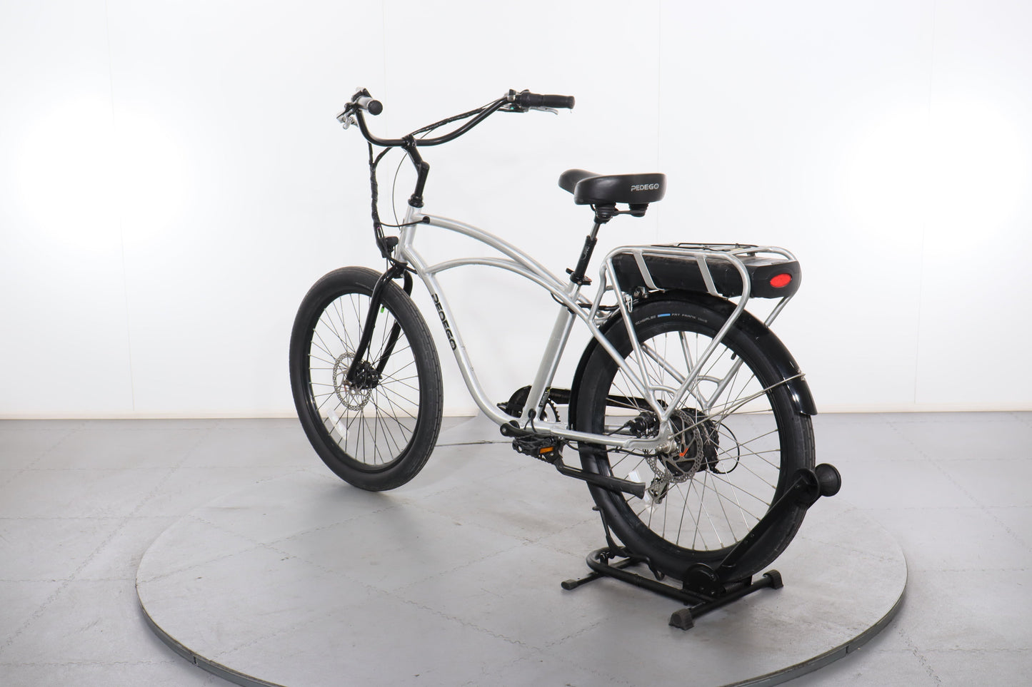 Pedego Interceptor - LAE56