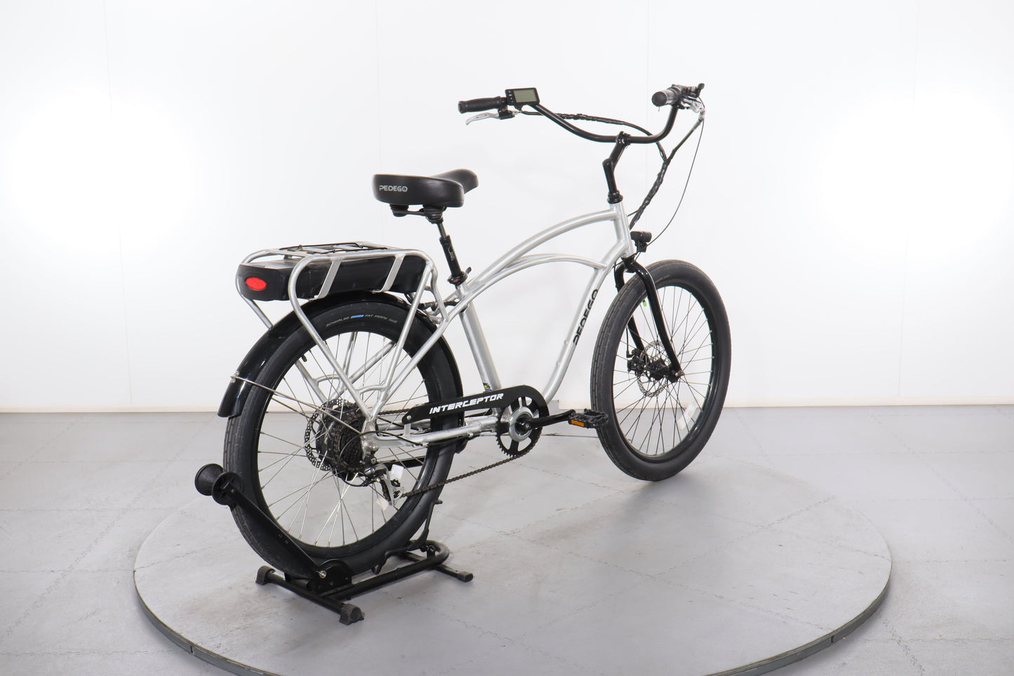 Pedego Interceptor - LAE56